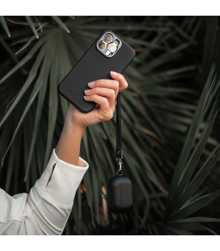 قاب محافظ چرمی ایرپادز پرو سندمارک مدل Sandmarc Leather Edition Airpods Pro Case رنگ مشکی