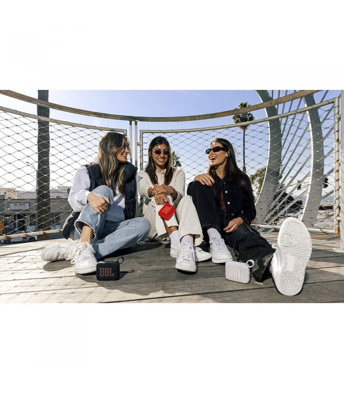 اسپیکر بلوتوثی جی‌بی‌ال مدل JBL Go 4 (رنگ سفید)