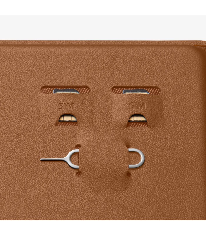 کیف پاسپورت اسپیگن مدل Spigen Passport Holder - رنگ کرم