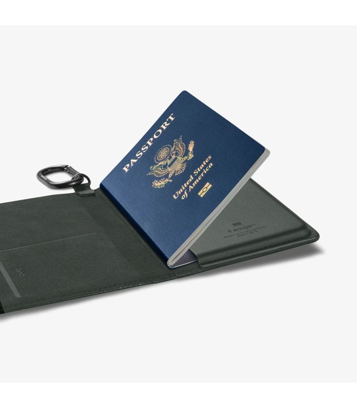 کیف پاسپورت اسپیگن مدل Spigen Passport Holder - رنگ سبز