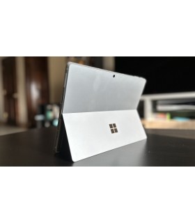 سرفیس پرو ۹ با پردازنده Core i5 - رم ۱۶ گیگابایت - ظرفیت ۵۱۲ گیگابایت - رنگ نقره‌ای