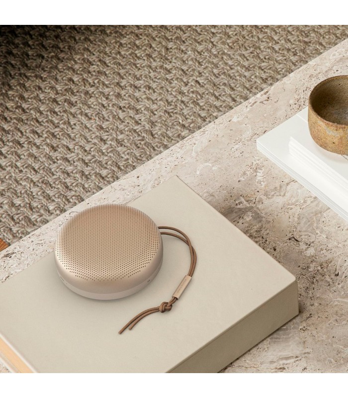 اسپیکر بلوتوثی قابل حمل بنگ اند آلفسن مدل Bang & Olufsen Beosound A1 (2nd Generation)