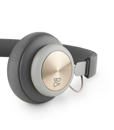 دست دوم - B&O PLAY by Bang & Olufsen Beoplay H4 Wireless Headphones رنگ Charcoal Grey نسل اول