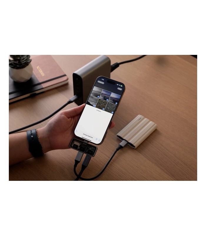 هاب ۳ در ۱ ساتچی مدل Satechi Mobile XR Hub with microSD Reader