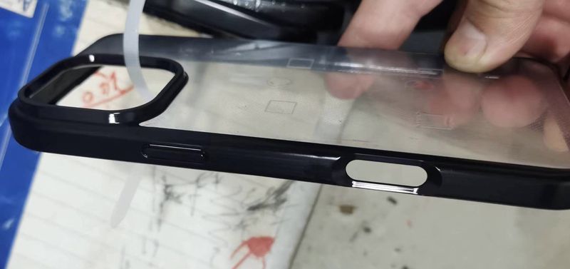 قاب آیفون ۱۶ پرو