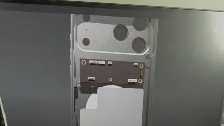 تصویر لو رفته از چیدمان قطعات داخل آیفون ۱۷ پرو مکس