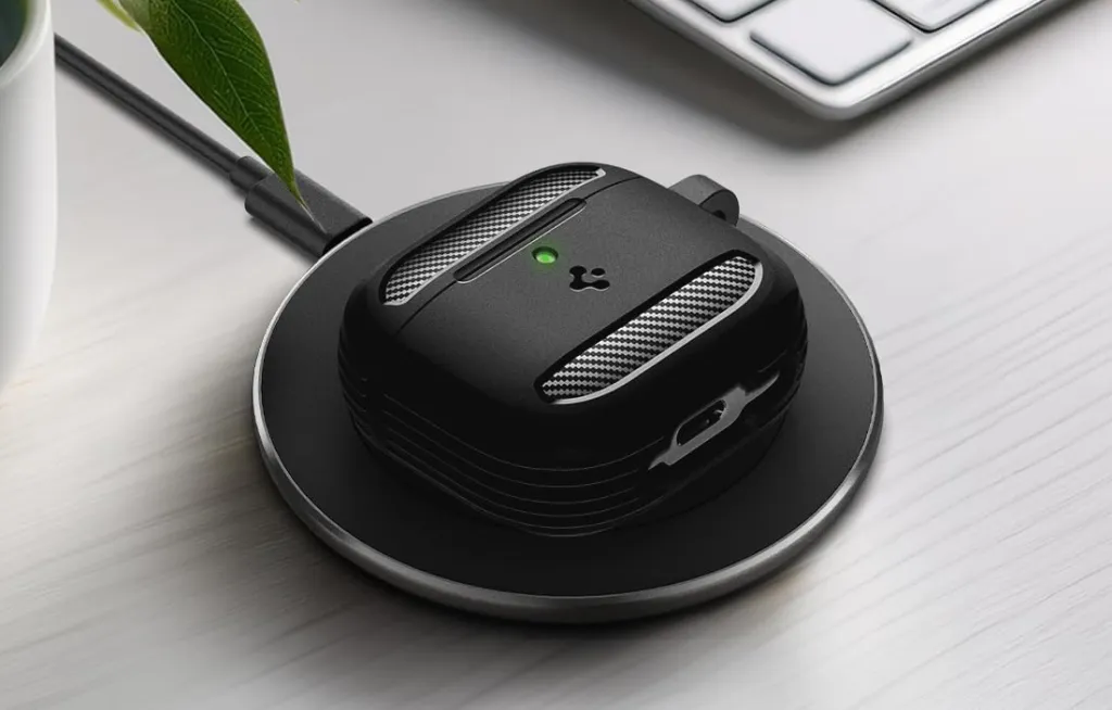 شارژ بیسیم ایرپاد ۴ با قاب اسپیگن